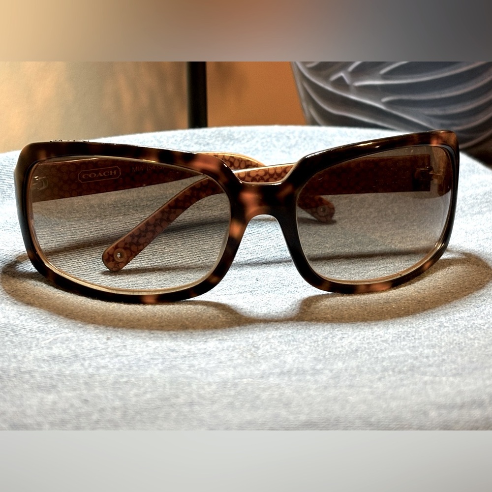 Coach sunglasses - “Mia”